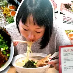 Gdzie zjeść ramen w Warszawie – najlepsze miejsca na autentyczny smak