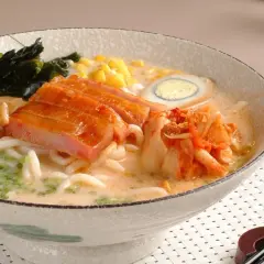 Jak łatwo przygotować kimchi buldak - pyszny przepis na ramen