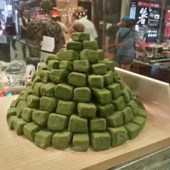 Jak jeść mochi? Odkryj najlepsze sposoby na pyszną przyjemność