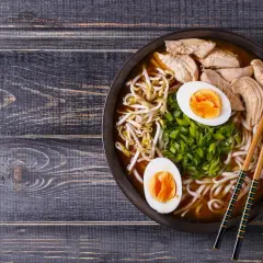Ramen – jaka to kuchnia? Poznaj historię i tajemnice tego dania