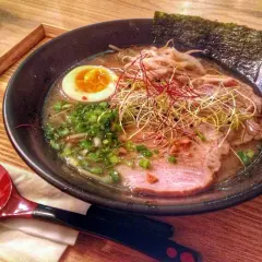 Gdzie na ramen we Wrocławiu? Odkryj najlepsze miejsca na ramen
