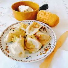 Najlepsze pierogi z bryndzą w Zakopanem - gdzie je znaleźć i spróbować