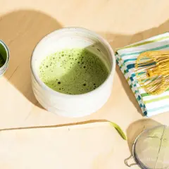 Co to matcha? Odkryj jej zdrowotne korzyści i tajemnice produkcji
