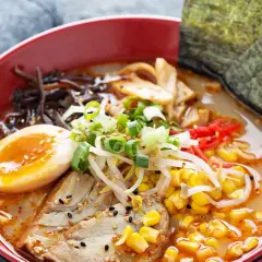 Jaki makaron do ramen wybrać, aby uniknąć rozczarowania?