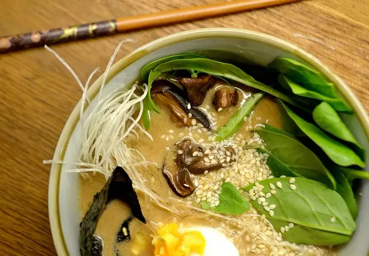 Czy można jeść ramen w ciąży? Sprawdź, co warto wiedzieć!
