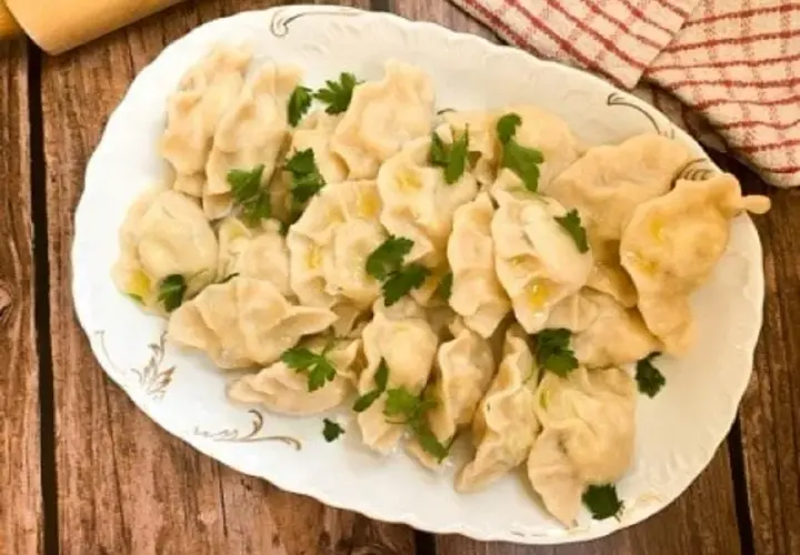 Pyszne pierogi po góralsku z bryndzą - tradycyjny przepis krok po kroku