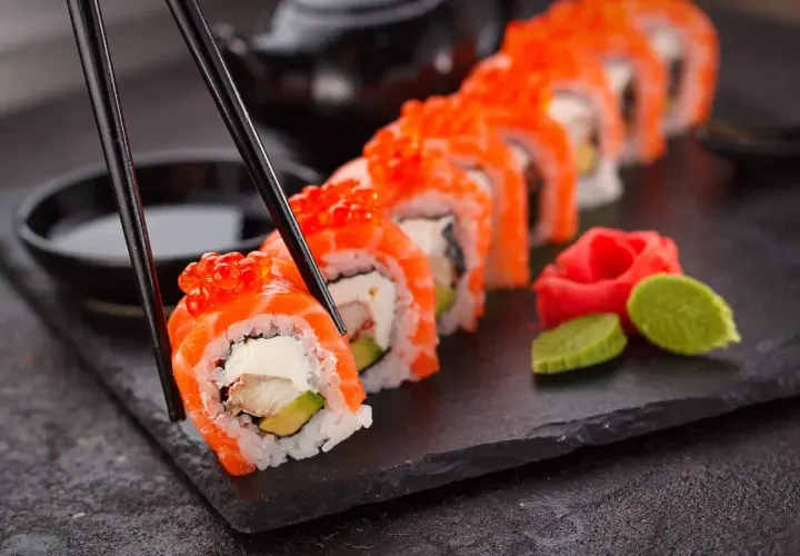 Czy sushi jest dietetyczne? Odkryj prawdę o kaloriach i składnikach