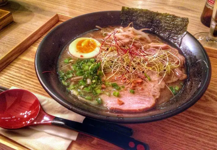 Gdzie na ramen we Wrocławiu? Odkryj najlepsze miejsca na ramen