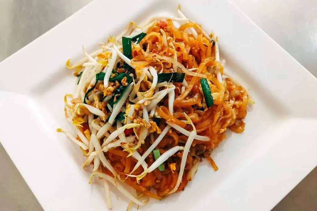 Jakie warzywa do pad thai: najlepsze składniki, które zachwycą smakami