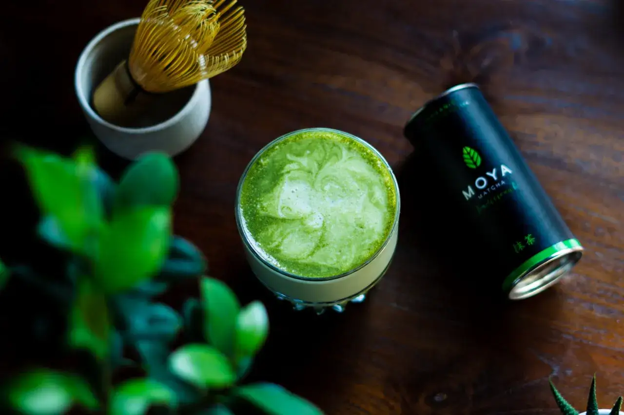 Zdjęcie Jak zrobić matcha latte w prosty sposób - uniknij najczęstszych błędów