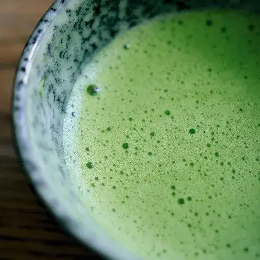 Zdjęcie Matcha czy zielona herbata – która jest zdrowsza i lepsza dla Ciebie?
