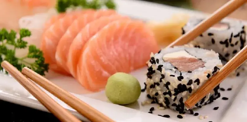 Zdjęcie Sushi z jakiego kraju pochodzi? Niespodziewane fakty o jego historii