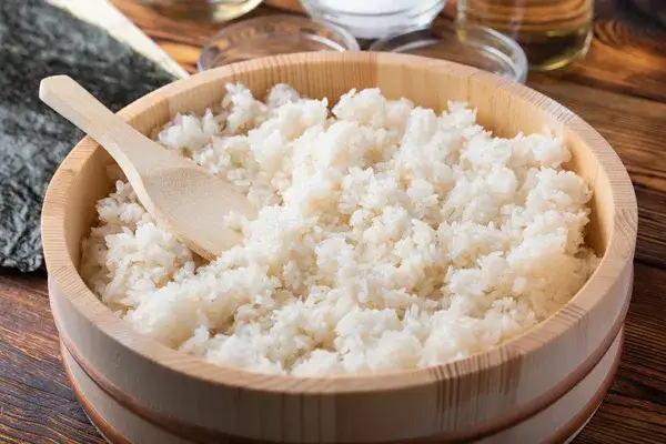 Zdjęcie Jak się robi ryż do sushi - proste kroki do idealnego smaku