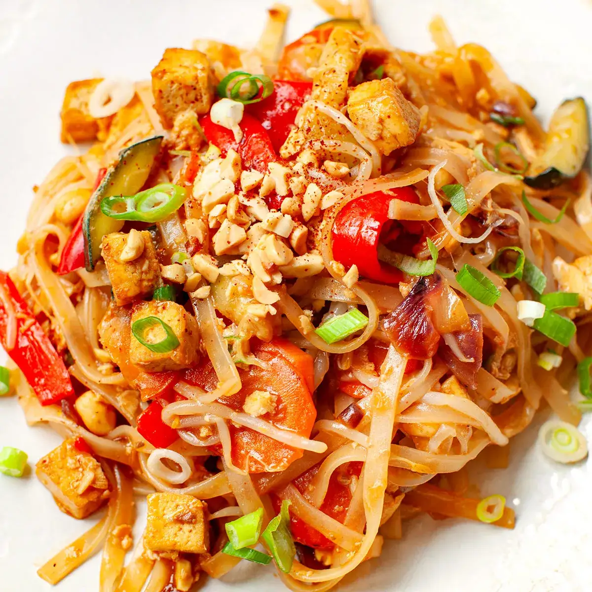 Zdjęcie Jakie tofu do pad thai wybrać, aby uzyskać idealny smak?